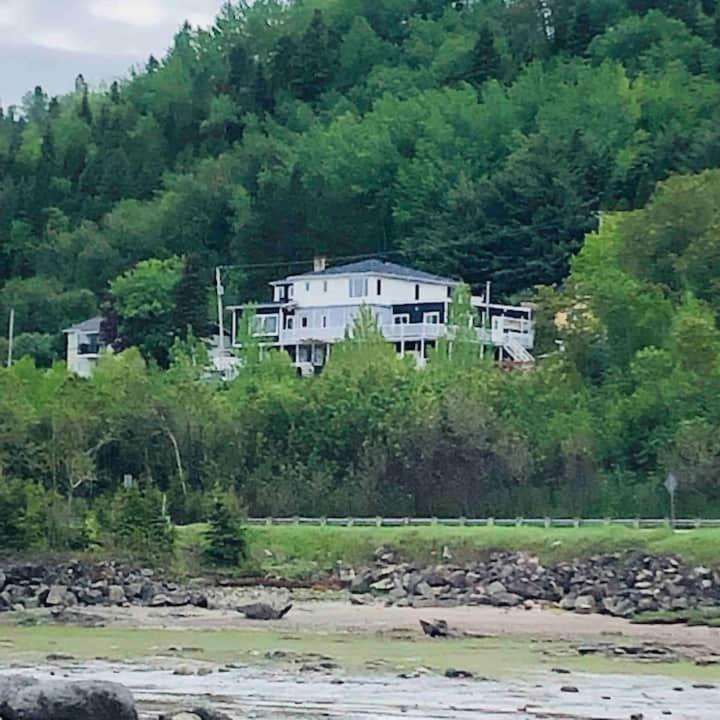 Suite 2 Fleche Du Fjord Vue Saguenay Mont Valin Saint-Fulgence Exterior foto